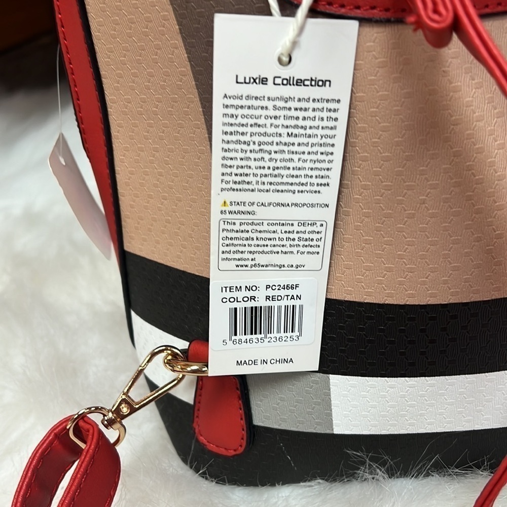 Geneva Luxury Convertible Backpack/ Shoulder Bag, Matching Wallet Set, Burgandy - Picture 6 of 12